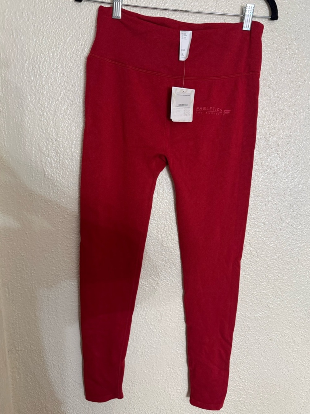 Fabletics Ribbed Cloud Seamless High-Waisted Leggings red color size Large NWT - Picture 7 of 8